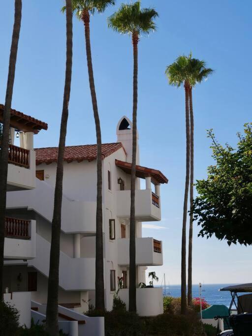 Sunrise Bliss Villa Авалон Екстериор снимка