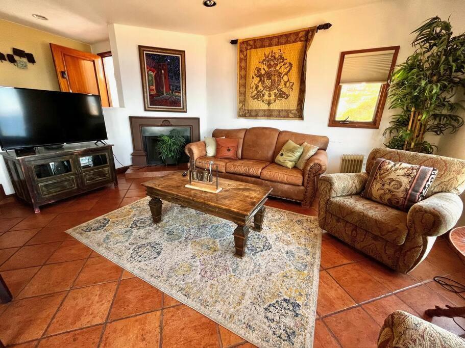 Sunrise Bliss Villa Авалон Екстериор снимка